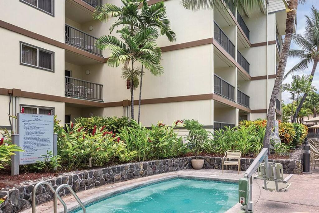 Beautiful 2 Bedroom Condo @ Kona! Kailua-Kona Exteriör bild